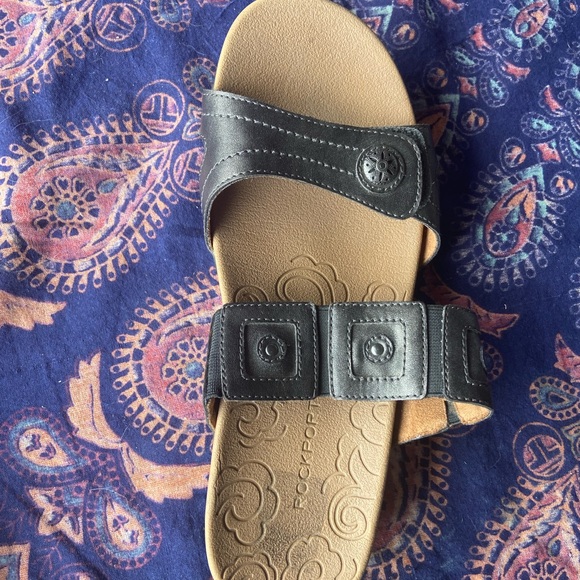 Fitflop Women's Light Gray Open-Toe Mules - Picture 8 of 9